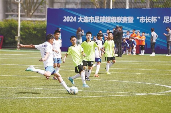 将我市校园足球推向了新高度真人尊龙体育站压注